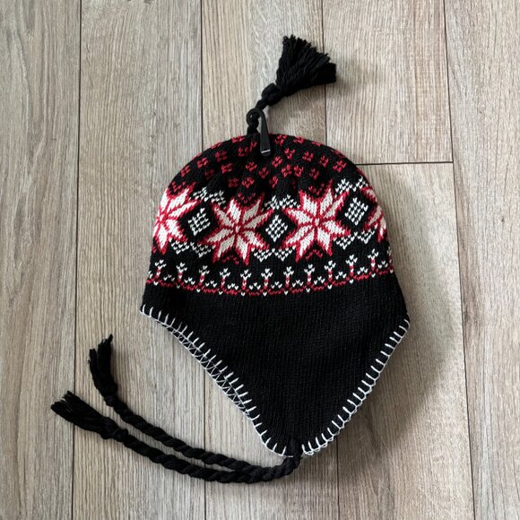 NWT Kids Black and Red Snowflake Fleece Lined Peruvian Beanie with Ear Flaps - Picture 6 of 9